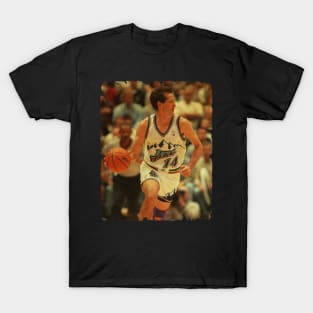 Jeff Hornacek - Vintage Design Of Basketball T-Shirt